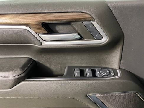 Used 2024 Chevrolet Silverado 1500 LT image 12