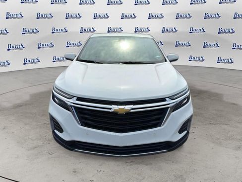 Used 2024 Chevrolet Equinox LT AWD/4WD image 2