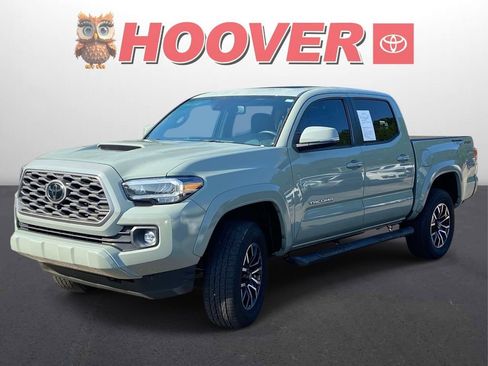 Used 2023 Toyota Tacoma TRD Sport w/ TRD Premium Sport Package RWD image 5
