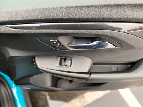 Used 2021 Chevrolet TrailBlazer RS w/ Sun and Liftgate Package image 10