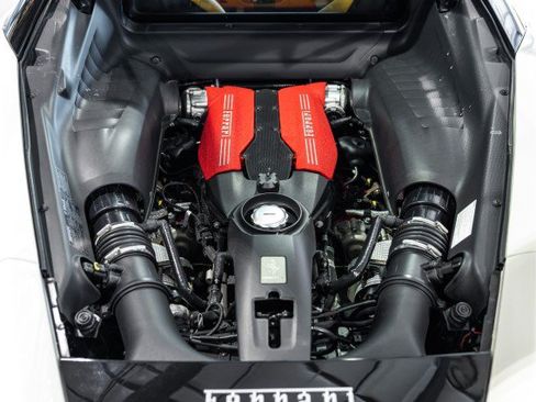 Used 2016 Ferrari 488 GTB RWD image 23