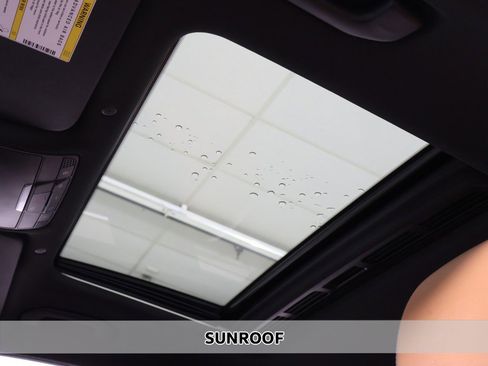 Used 2023 Mercedes-Benz GLC 300 4MATIC Coupe image 3