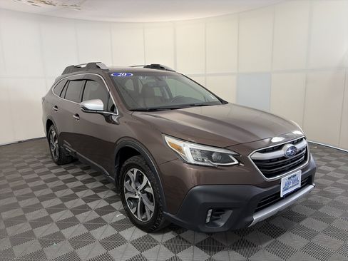 Used 2020 Subaru Outback Touring w/ Popular Package #2 image 3