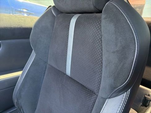 Used 2023 Toyota GR86 Premium w/ ALL Weather Mat Package (TMS) RWD image 13