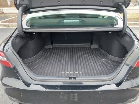 Used 2023 Toyota Camry XLE image 33