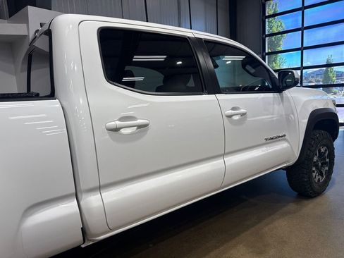 Used 2023 Toyota Tacoma TRD Off-Road AWD/4WD image 46