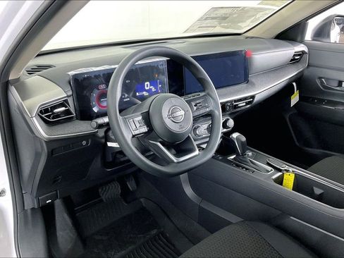 New 2026 Nissan Kicks S FWD image 8