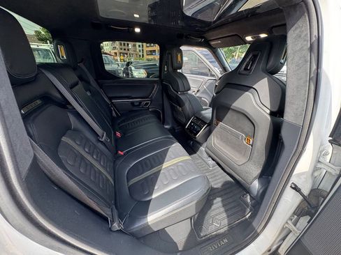 Used 2022 Rivian R1T Adventure image 17