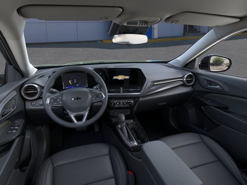 New 2026 Chevrolet Trax ACTIV w/ Driver Confidence Package FWD image 15