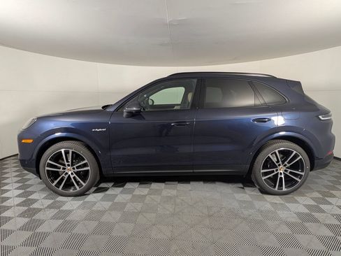 New 2026 Porsche Cayenne E-Hybrid image 2