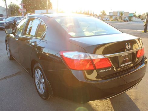 Used 2014 Honda Accord LX image 12