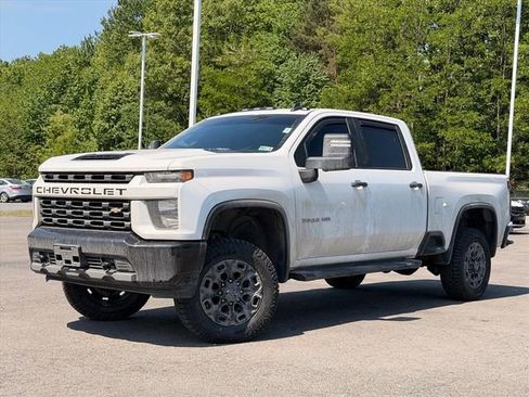 Used 2023 Chevrolet Silverado 2500 Custom w/ Custom Value Package AWD/4WD image 2