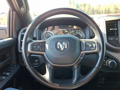 Used 2024 RAM 2500 Tradesman w/ Chrome Appearance Group image 19