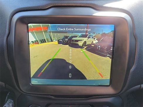 Used 2023 Jeep Renegade Altitude image 30