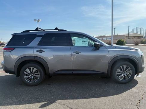 New 2026 Nissan Pathfinder SV FWD image 7