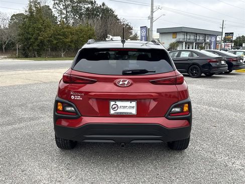 Used 2020 Hyundai Kona SEL image 6