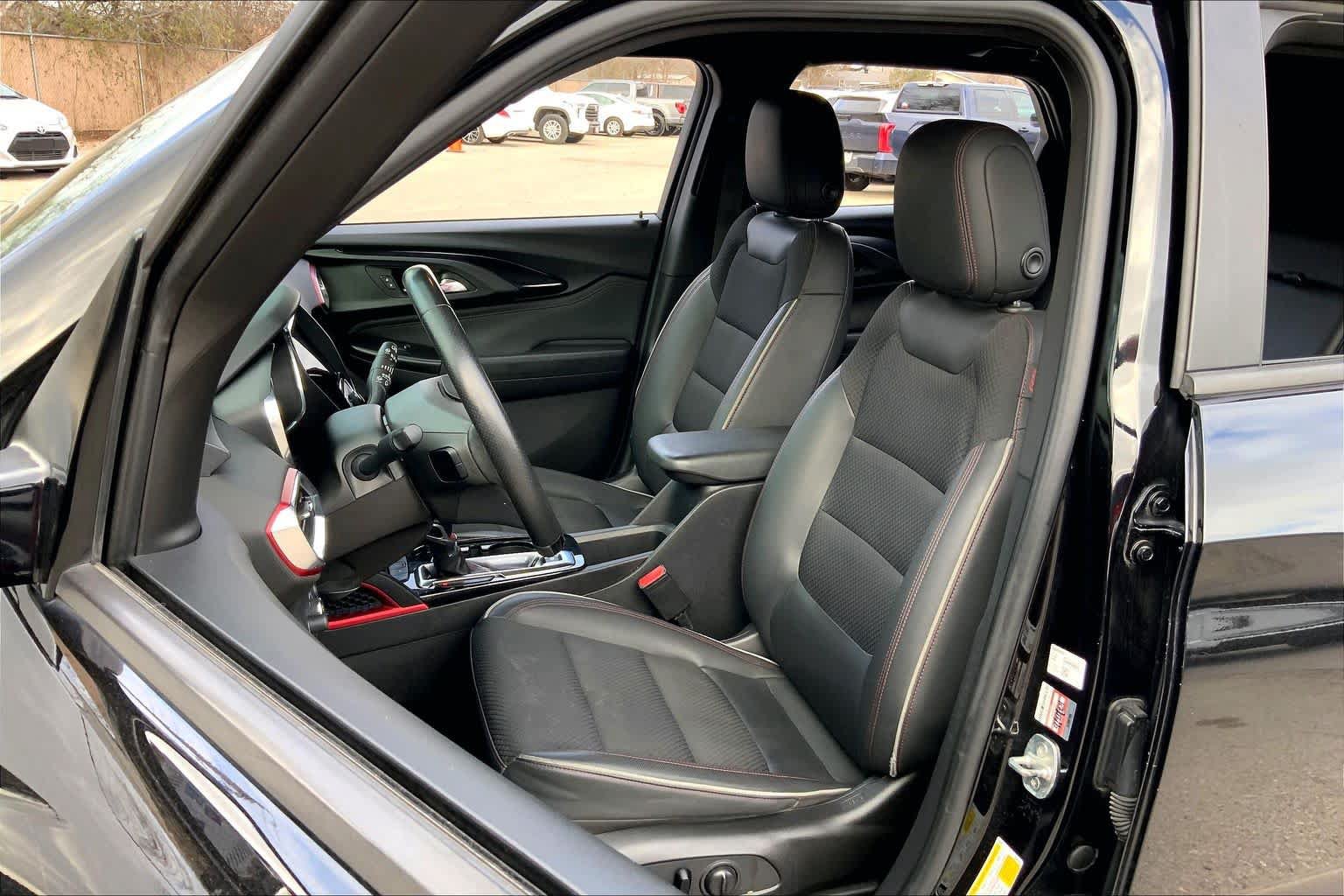 Used 2021 Chevrolet TrailBlazer RS w/ Convenience Package FWD image 8