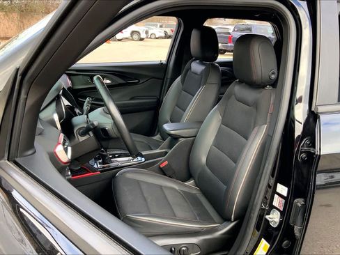 Used 2021 Chevrolet TrailBlazer RS w/ Convenience Package FWD image 8