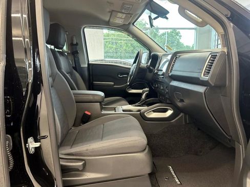 Used 2024 Nissan Frontier SV w/ Technology Package AWD/4WD image 15