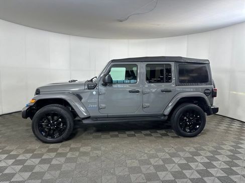 Used 2023 Jeep Wrangler Unlimited Sahara image 6