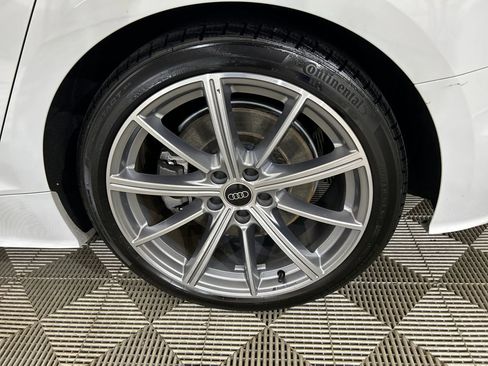 Used 2025 Audi A5 2.0T Premium Plus image 9