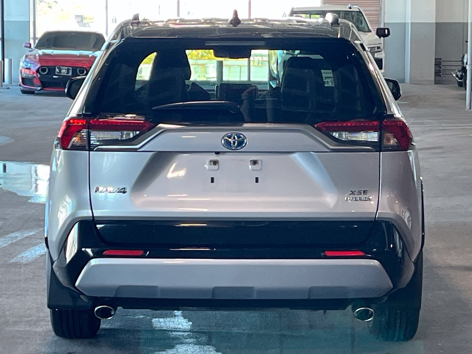 Used 2020 Toyota RAV4 XSE w/ XSE Grade Weather Package AWD/4WD image 9