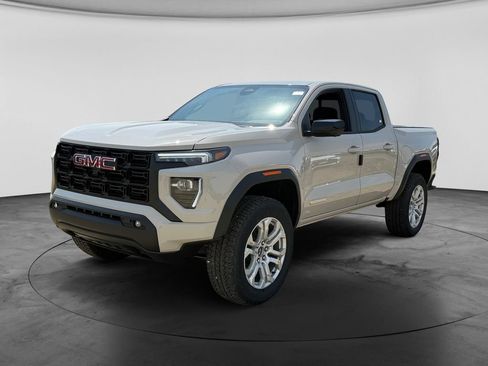 New 2026 GMC Canyon Elevation w/ Convenience Package AWD/4WD image 3