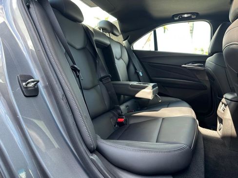 Used 2022 Cadillac CT4 Luxury w/ LPO, Exterior Accent Package RWD image 28