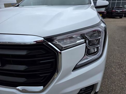 Used 2024 GMC Terrain SLE w/ LPO, Floor Liner Package image 3