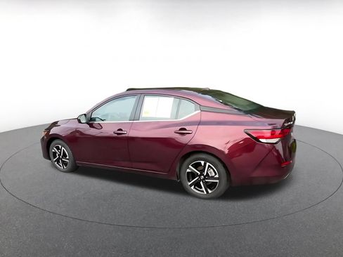 Used 2025 Nissan Sentra SV FWD image 10