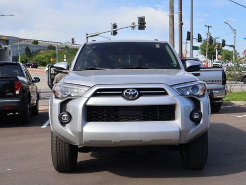 Used 2024 Toyota 4Runner SR5 Premium AWD/4WD image 2