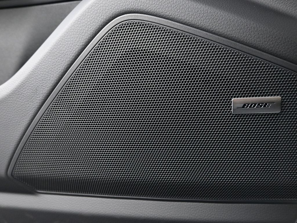 Certified 2026 Porsche Cayenne AWD/4WD image 16
