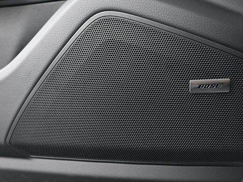 Certified 2026 Porsche Cayenne AWD/4WD image 16