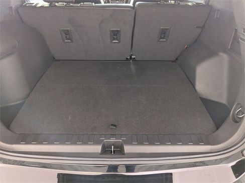 Certified 2023 Chevrolet Equinox RS w/ RS Leather Package image 31