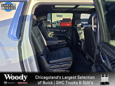 Used 2022 GMC Yukon XL Denali image 34