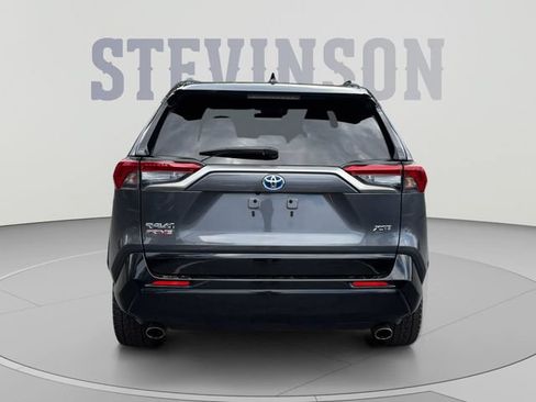 Used 2021 Toyota RAV4 XSE w/ Carpet Mat Package (TMS) AWD/4WD image 4