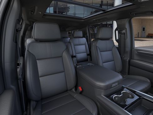 New 2026 Chevrolet Suburban RST w/ Comfort Package image 16