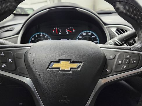 Used 2022 Chevrolet Malibu LT image 29