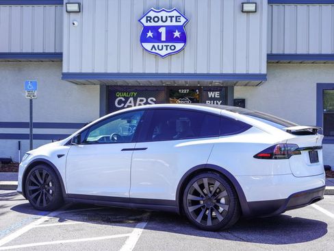 Used 2022 Tesla Model X AWD/4WD image 4