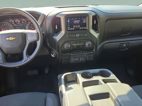 Used 2024 Chevrolet Silverado 1500 Custom w/ Turbomax Blackout Package image 12