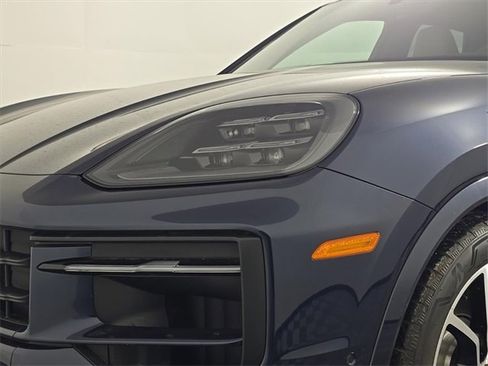 New 2026 Porsche Cayenne E-Hybrid image 12
