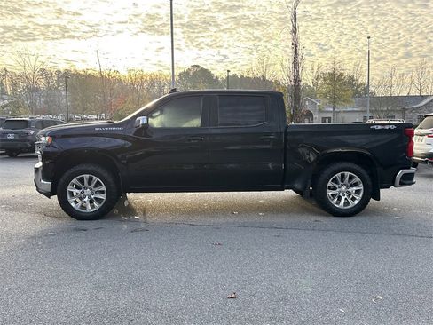 Used 2020 Chevrolet Silverado 1500 LT image 6