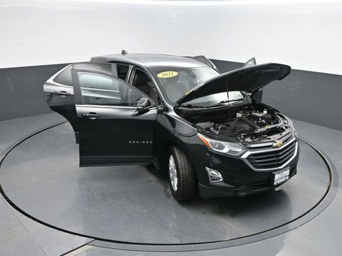 Used 2021 Chevrolet Equinox LT image 45