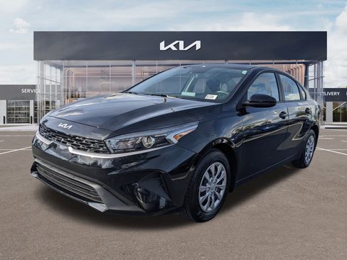 Certified 2024 Kia Forte LX image 6