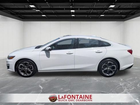 Used 2023 Chevrolet Malibu LT w/ Driver Confidence Package FWD image 2