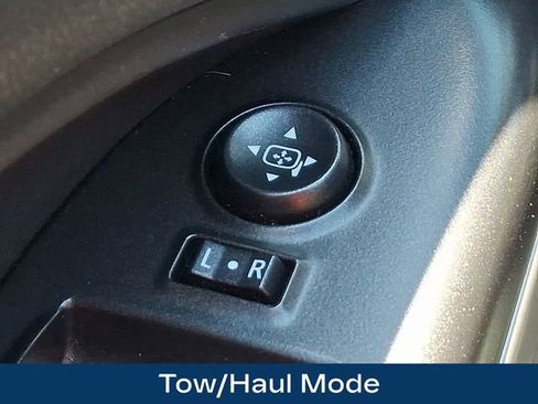 Used 2018 Chevrolet Colorado LT w/ LT Convenience Package AWD/4WD image 19