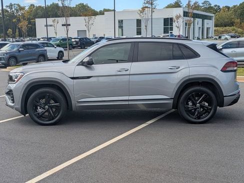 New 2026 Volkswagen Atlas Cross Sport SEL R-Line AWD/4WD image 8
