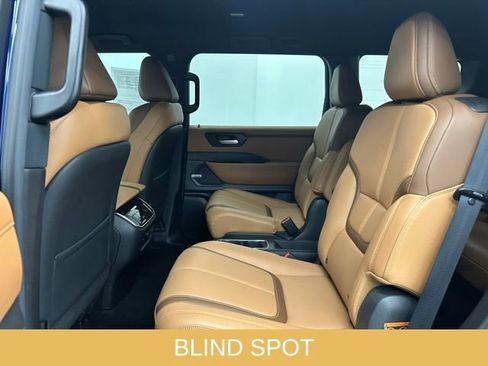 Used 2025 Nissan Armada SL w/ Captain's Chari Seat Package image 22