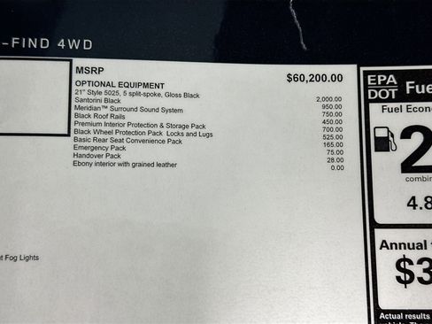 Certified 2025 Land Rover Discovery S image 30