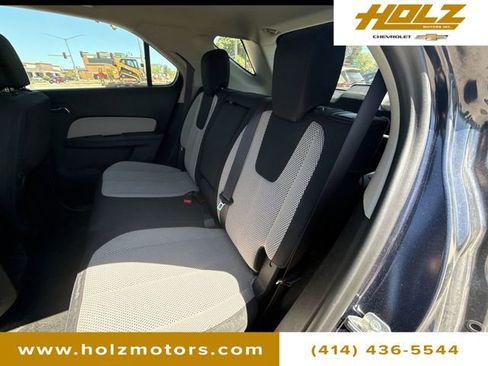 Used 2017 Chevrolet Equinox LS AWD/4WD image 22